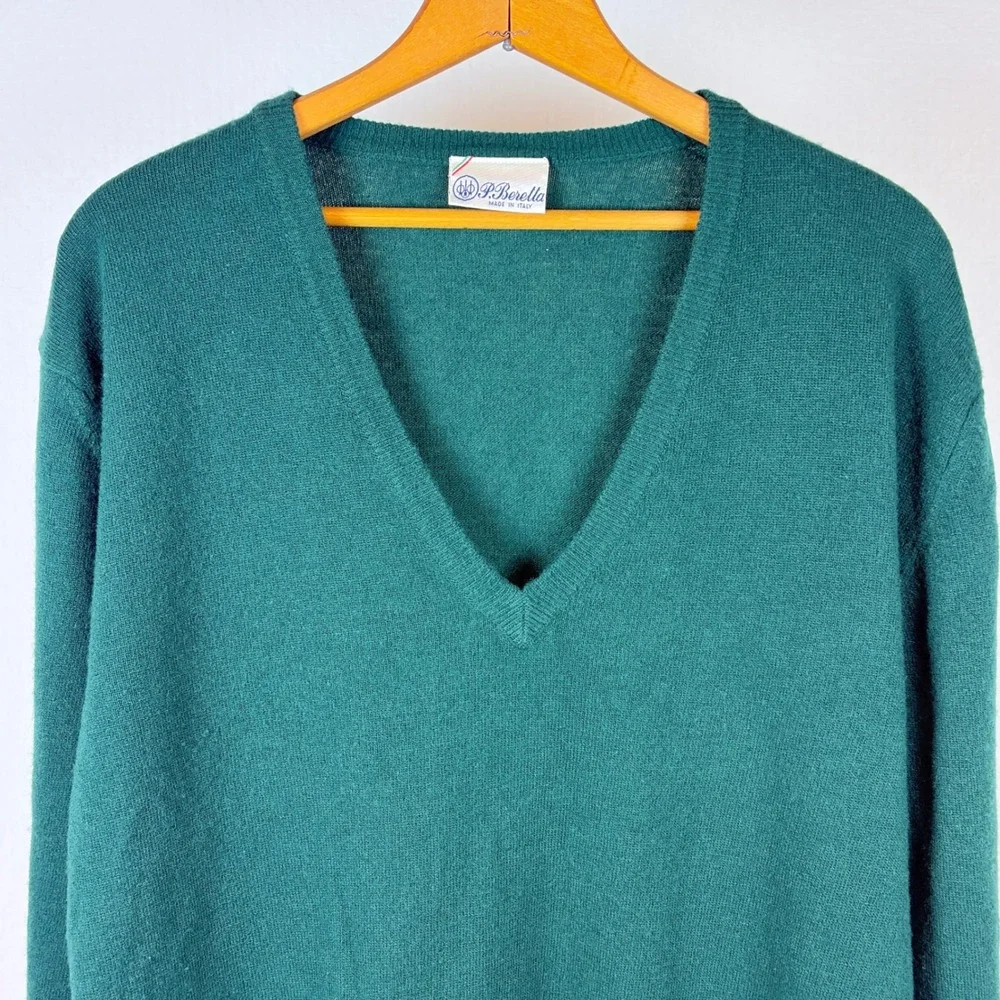 Vtg P Beretta Sport Men Green Embroidered Logo V-Neck Sweater Italy L Academia